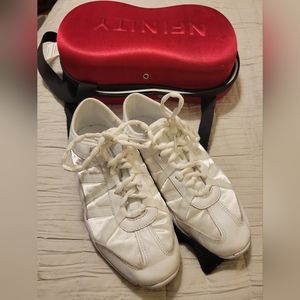 Womens size 9 Nfinity Cheer Shoes